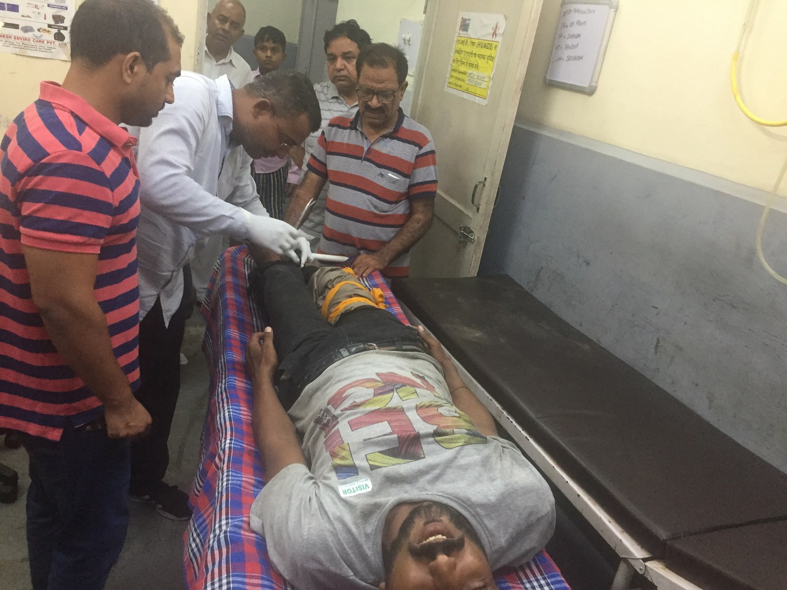 Emergency Fracture Immobilization & Treatment at Civil Hospital Shahabad